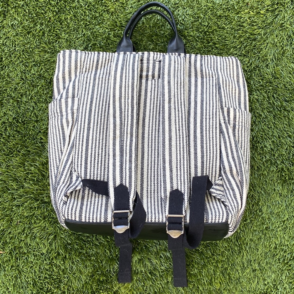 Universal Thread Backpack - image 2